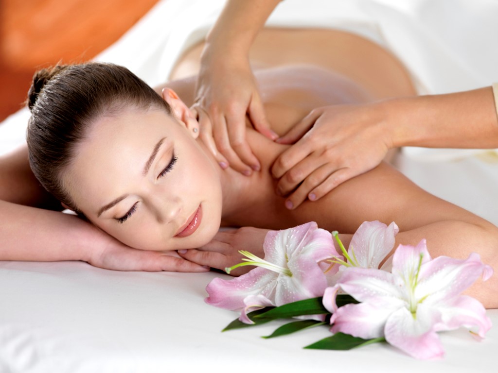 5 lợi ích của massage bấm huyệt đối với sức khỏe